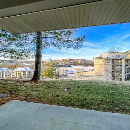 Branson Condo On Thousand Hills Golf Course With Indoor Pool And Hot Tub